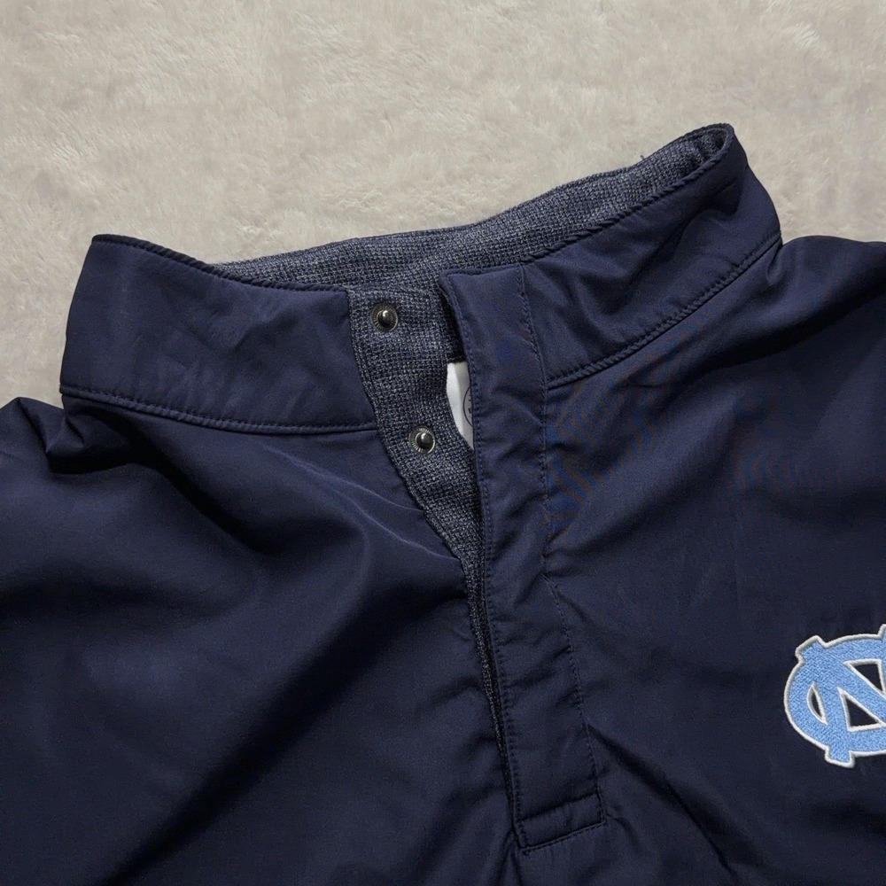 UNC North Carolina Tar Heels Jacket Mens M Blue Pullover NCAA Embroidered Snap - Picture 4 of 11
